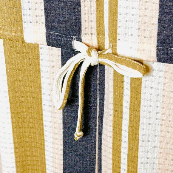 LuLaRoe Xanthe Striped Romper - M - NWT - Picture 4 of 11